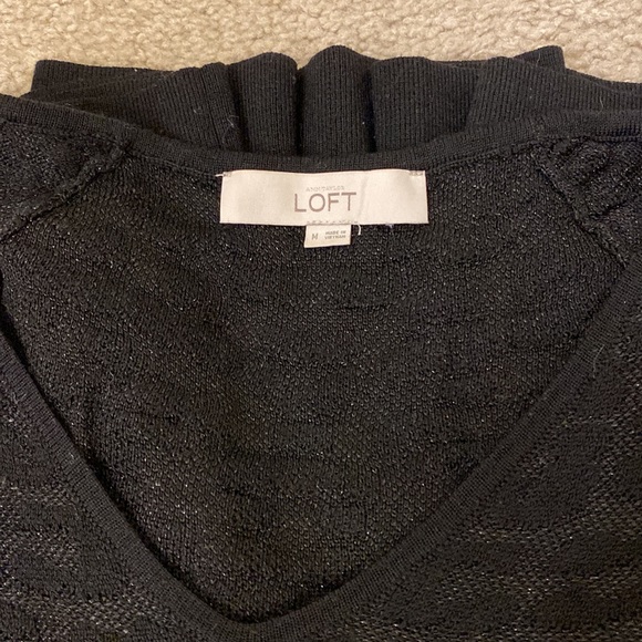 Loft long sleeve V Neck Sweater- size Medium - Picture 5 of 6